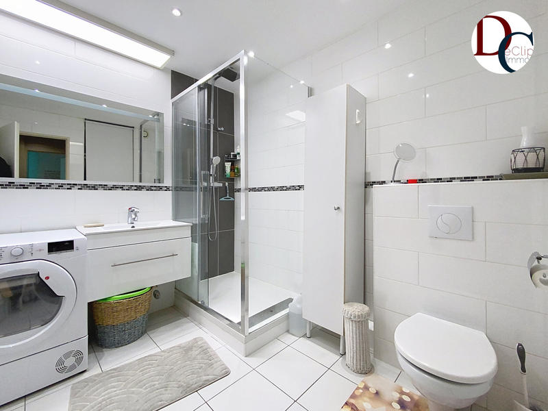 Appartement - 122 m² - 4 pièces