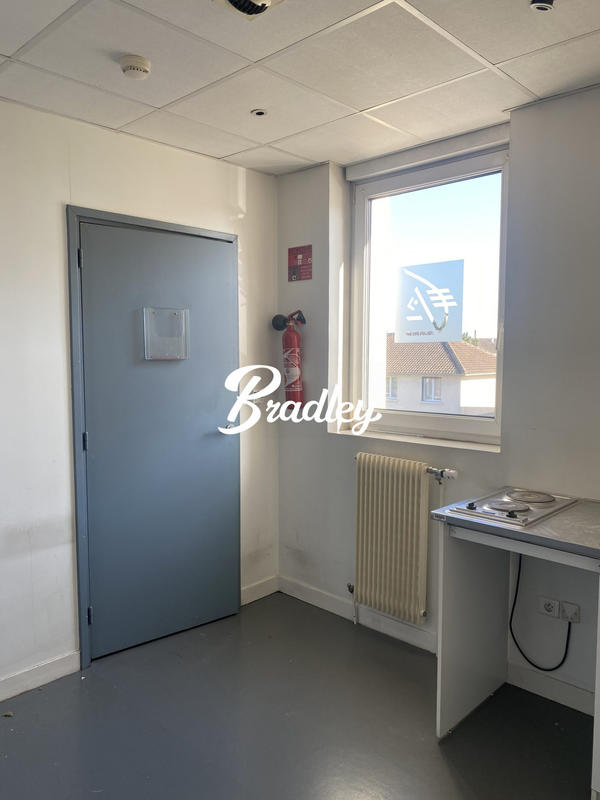 Local commercial - 171 m²