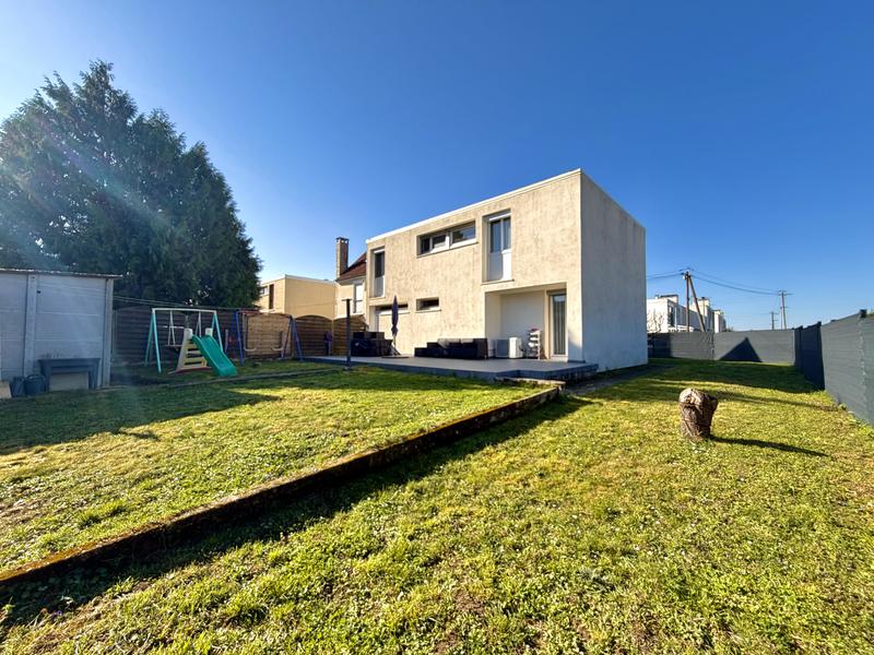 Maison - 109 m² - 4 pièces