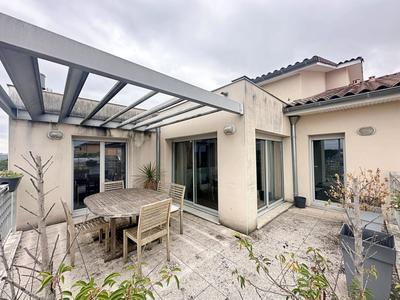 Bureau - 92 m² - 4 pièces