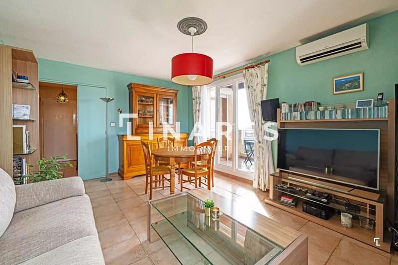 Appartement - 64 m² - 3 pièces