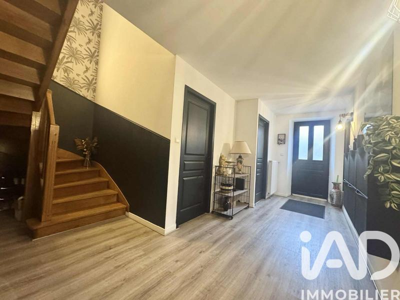 Maison - 223 m² - 7 pièces