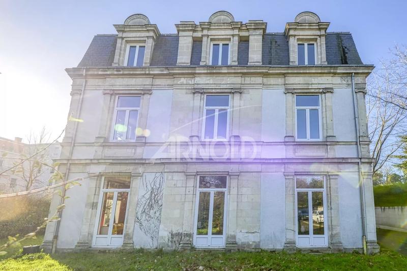 Bureau - 500 m² - 17 pièces