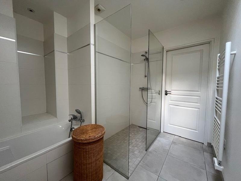 Maison - 254 m² - 9 pièces