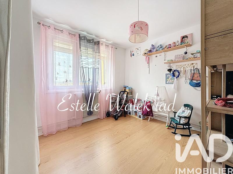 Maison - 110 m² - 6 pièces