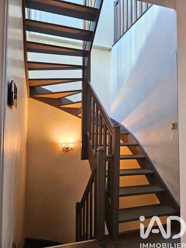 Maison - 145 m² - 6 pièces