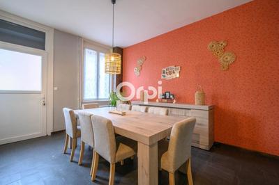 Maison - 122 m² - 6 pièces