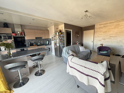 Appartement - 60 m² - 3 pièces