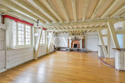 Appartement - 146 m² - 5 pièces