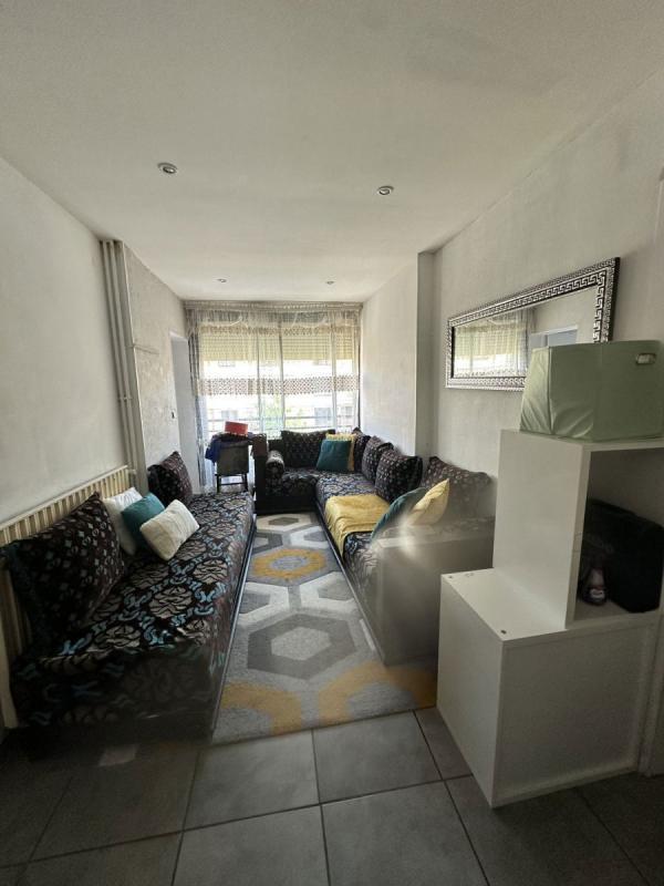 Appartement - 80 m² - 5 pièces