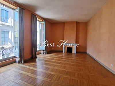 Appartement - 100 m² - 3 pièces