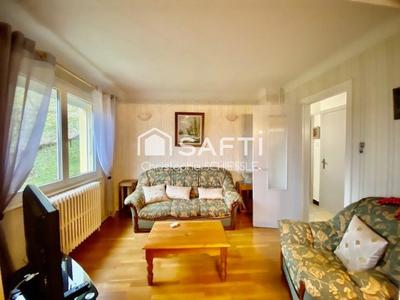 Maison - 150 m² - 8 pièces