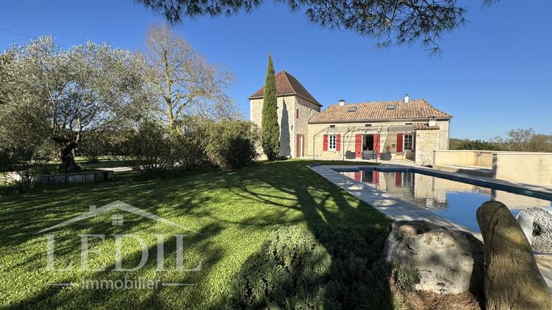 Maison de campagne - 220 m² - 7 pièces