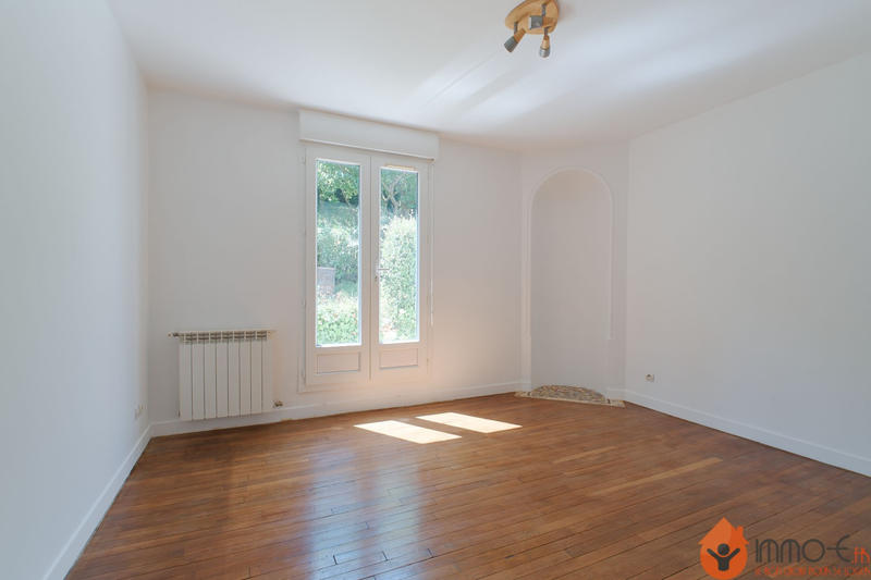 Maison - 121 m² - 6 pièces