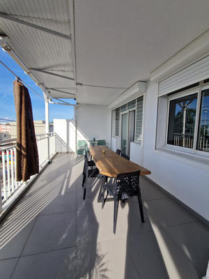 Appartement - 80 m² - 3 pièces