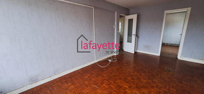 Appartement - 70 m² - 4 pièces