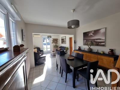 Maison - 97 m² - 4 pièces