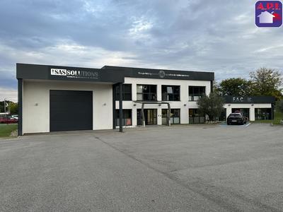Bureau - 558 m²