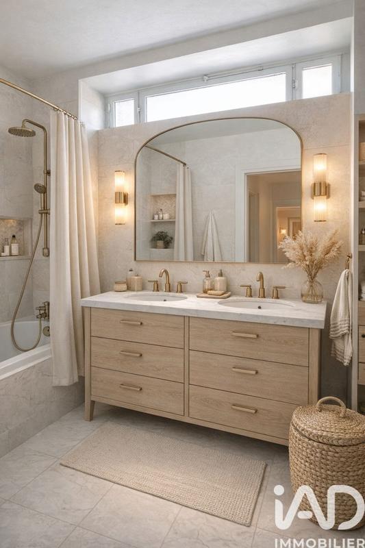 Appartement - 106 m² - 4 pièces