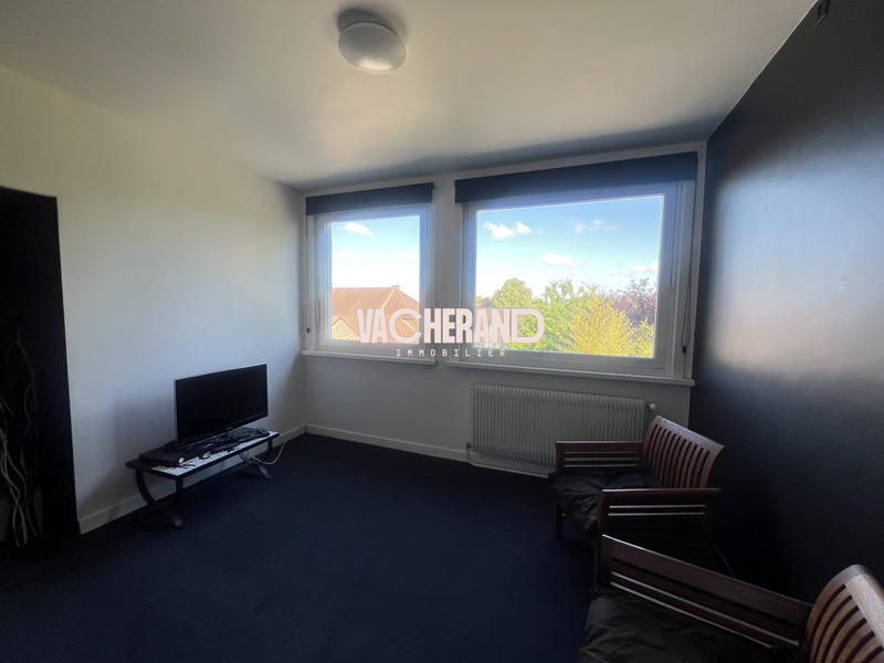 Maison - 250 m² - 6 pièces