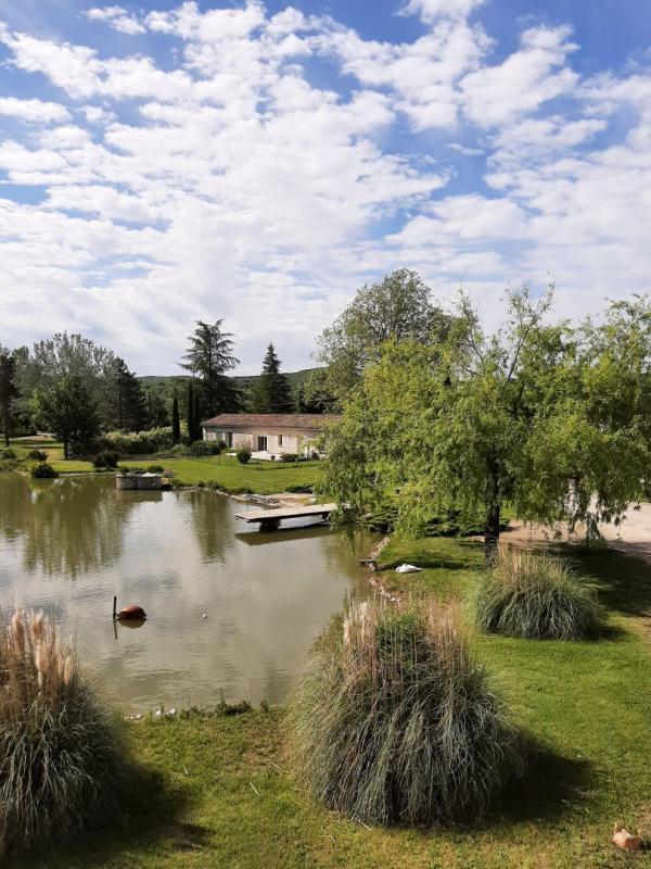 Propriété - 460 m² - 11 pièces