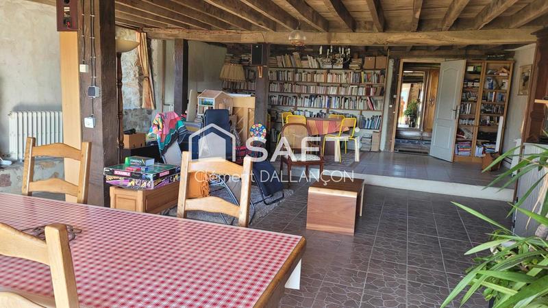 Maison - 325 m² - 8 pièces