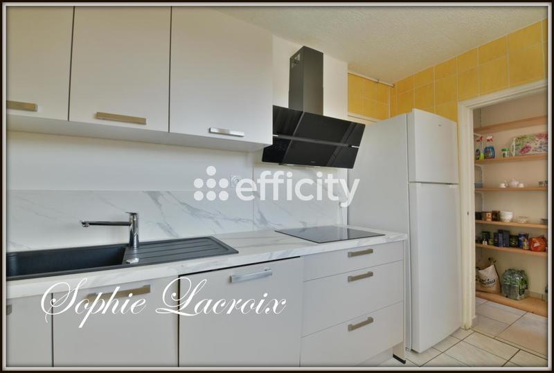 Appartement - 82 m² - 5 pièces