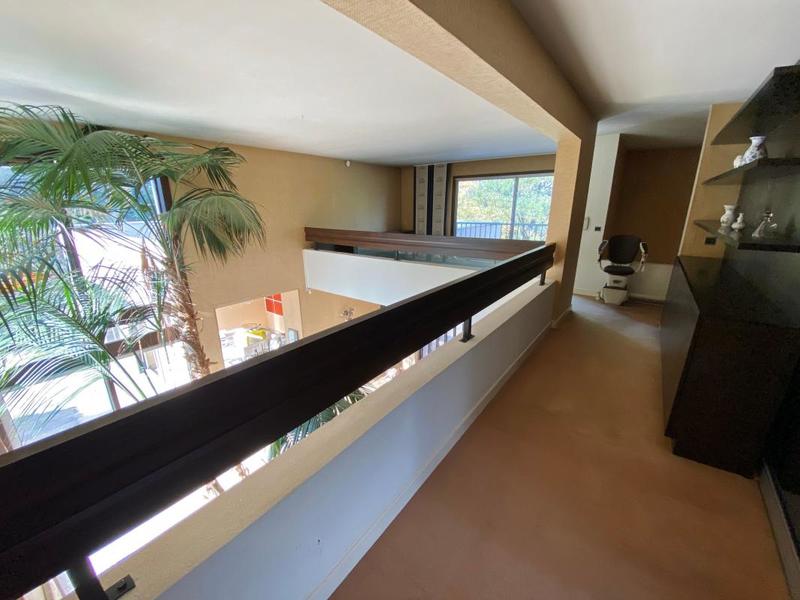 Maison - 315 m² - 10 pièces