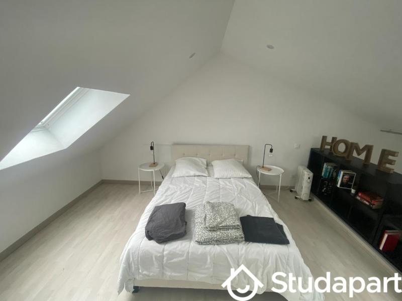 Chambre - 12 m² - 1 pièce