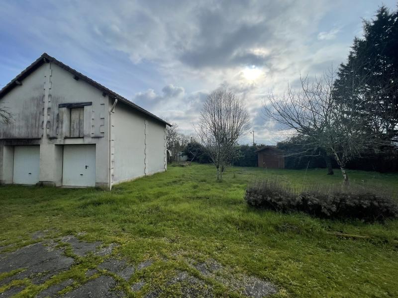 Maison traditionnelle - 153 m² - 7 pièces