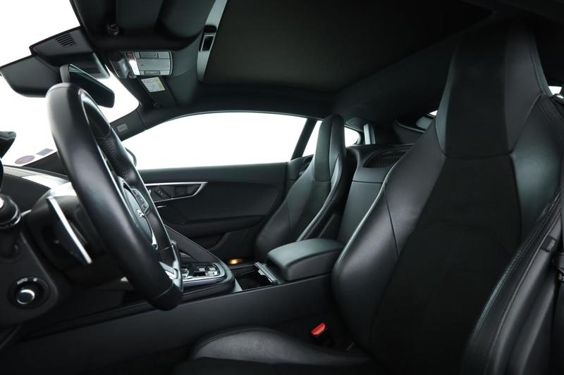 Jaguar F-Type Coupe 2.0 R-Dynamic Auto 300 ch