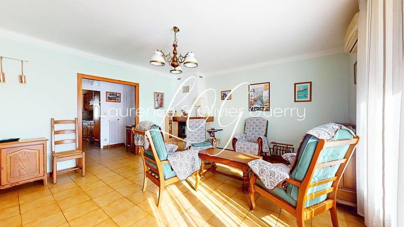 Appartement - 93 m² - 4 pièces