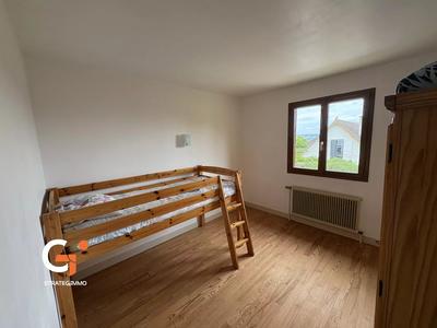 Maison - 206 m² - 7 pièces