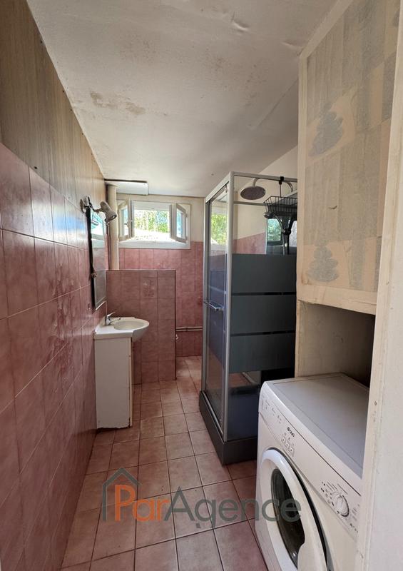 Maison - 169 m² - 9 pièces