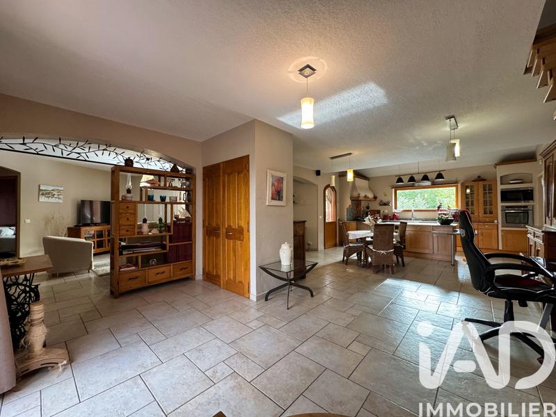 Maison - 135 m² - 4 pièces