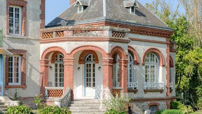 Villa - 336 m² - 13 pièces