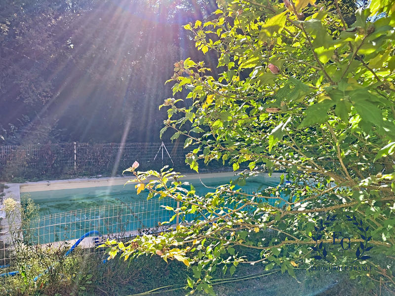 Maison traditionnelle - 179 m² - 6 pièces