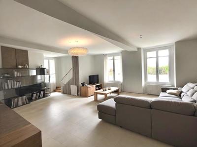 Maison ancienne - 162 m² - 7 pièces