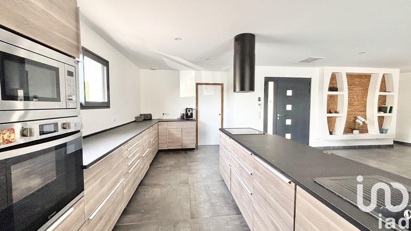 Maison - 163 m² - 7 pièces