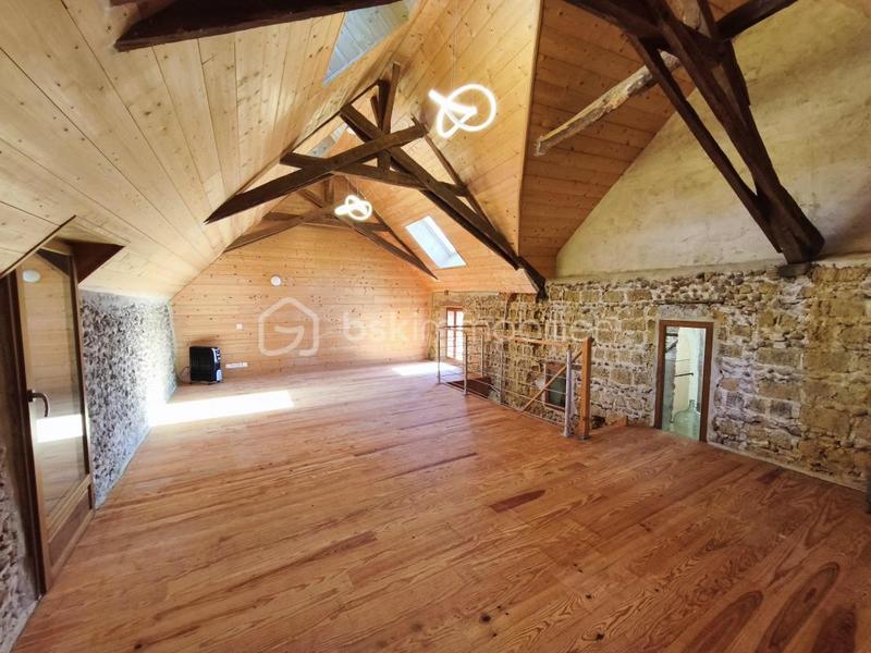 Maison - 112 m² - 6 pièces