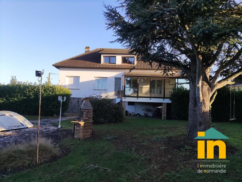 Maison de ville - 198 m² - 7 pièces