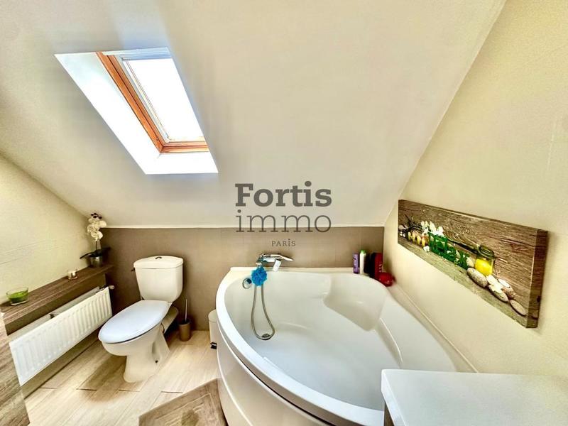 Maison - 105 m² - 5 pièces