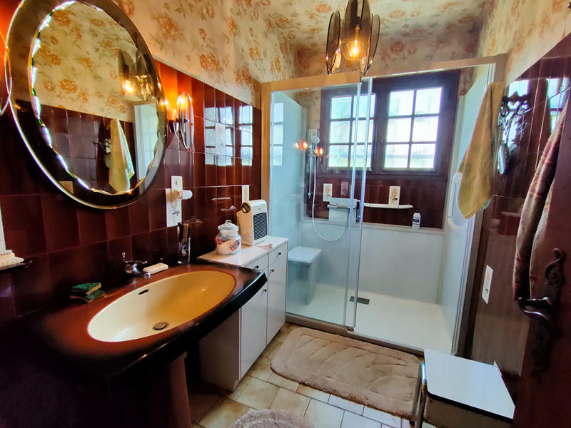 Maison - 170 m² - 7 pièces