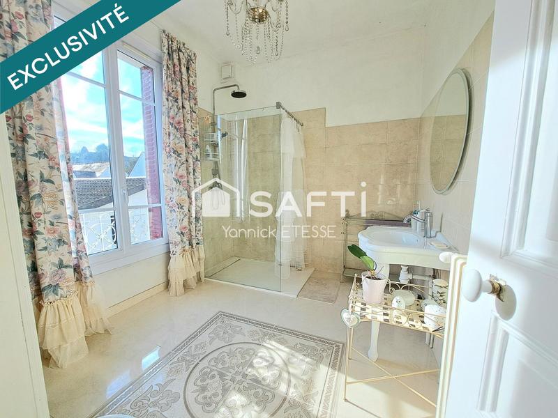 Maison - 165 m² - 7 pièces