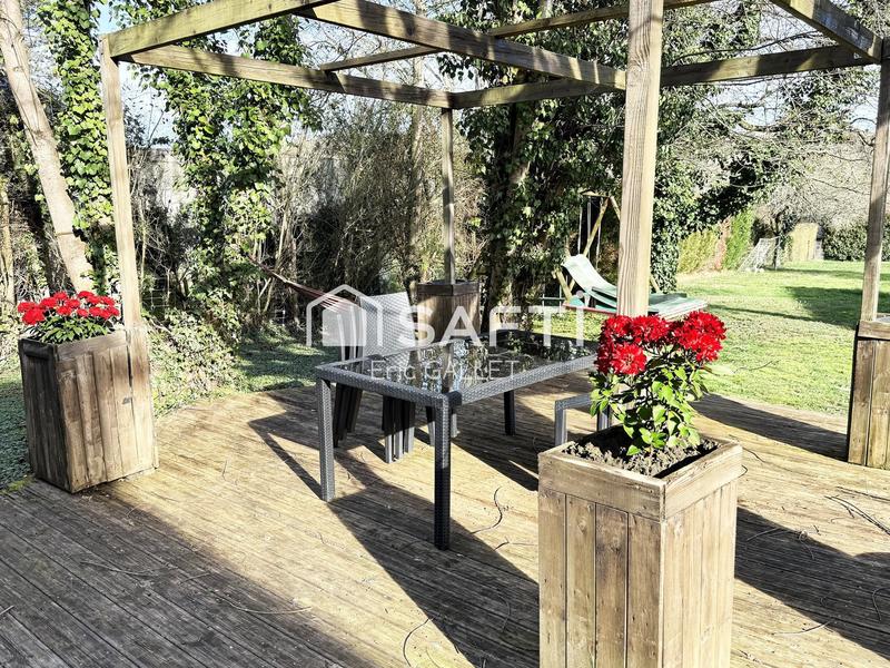 Maison - 136 m² - 6 pièces