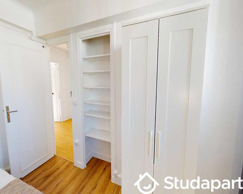 Chambre - 110 m² - 1 pièce