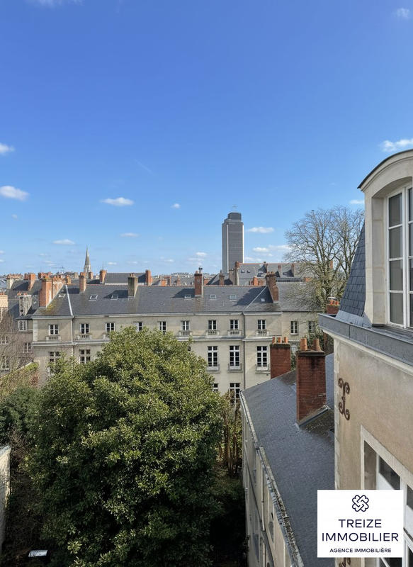 Duplex - 200 m² - 8 pièces