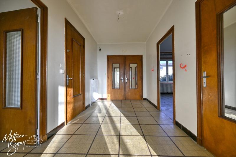 Appartement - 111 m² - 5 pièces