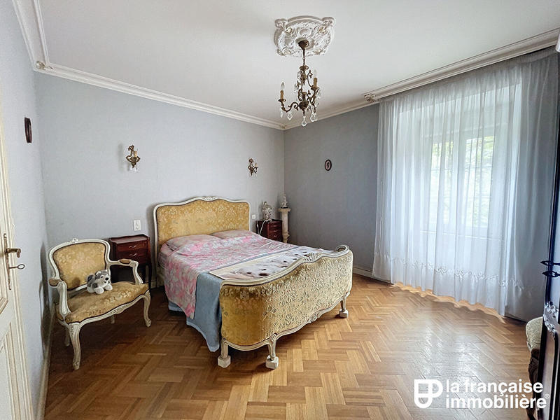 Maison - 142 m² - 6 pièces