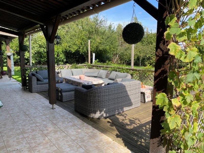 Maison en pierre - 305 m² - 10 pièces